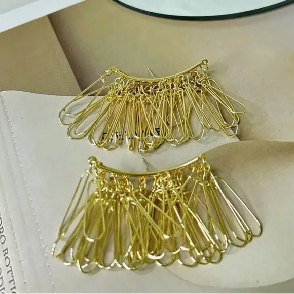 2/$30🌵 Gold Loop Tassel Fringe Earrings Arch Boho Jewelry Trendy Gift NEW - Picture 4 of 9
